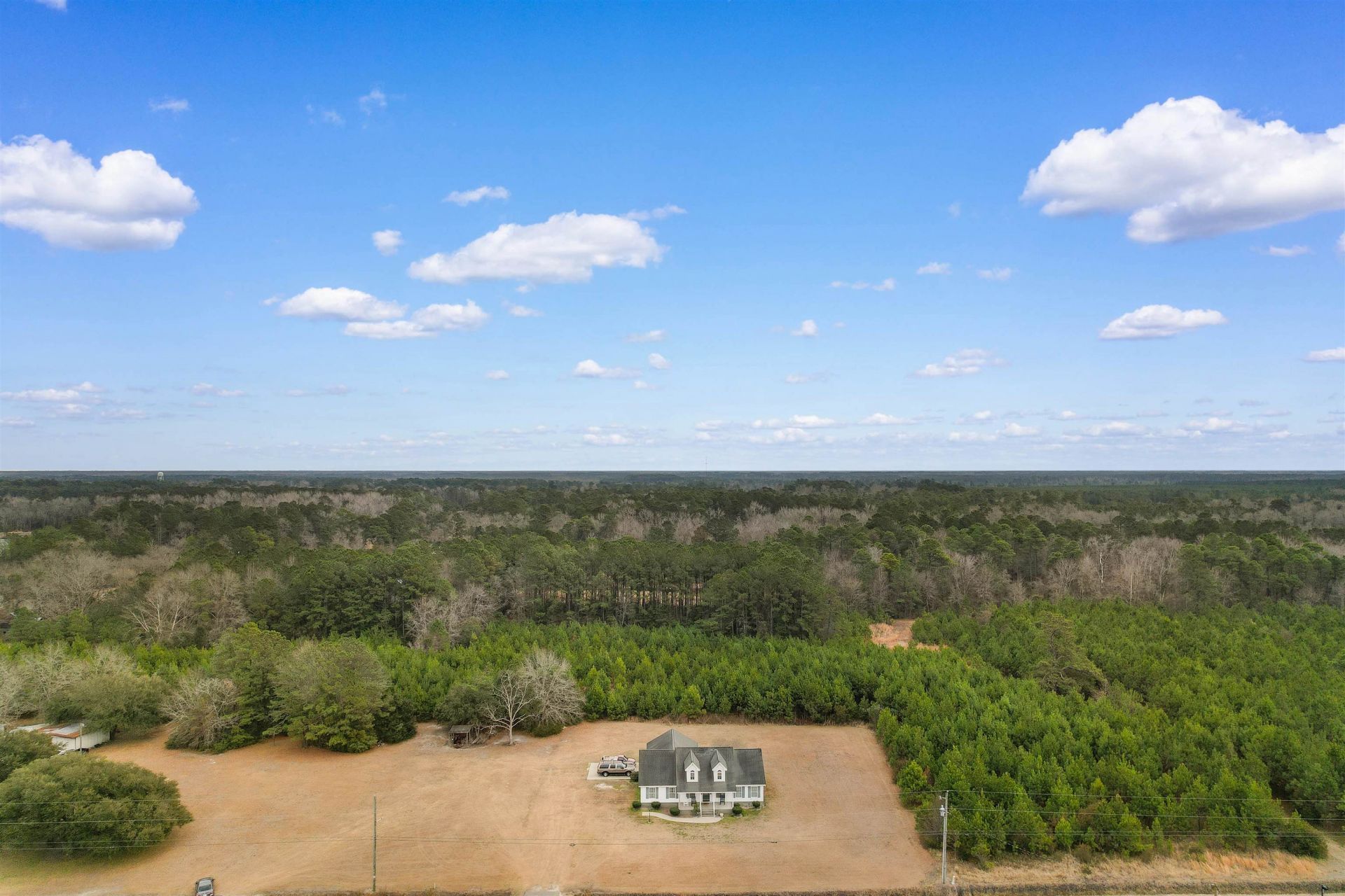 2537 Hugo Rd. Photo 37