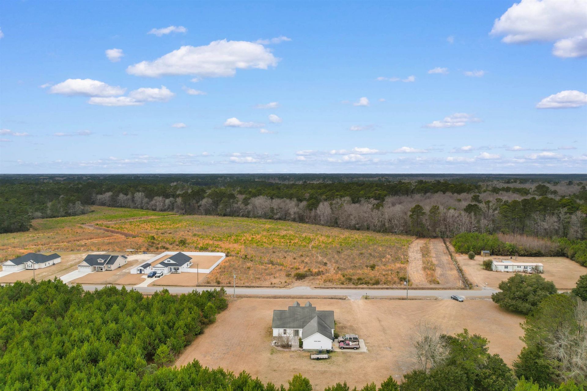 2537 Hugo Rd. Photo 38