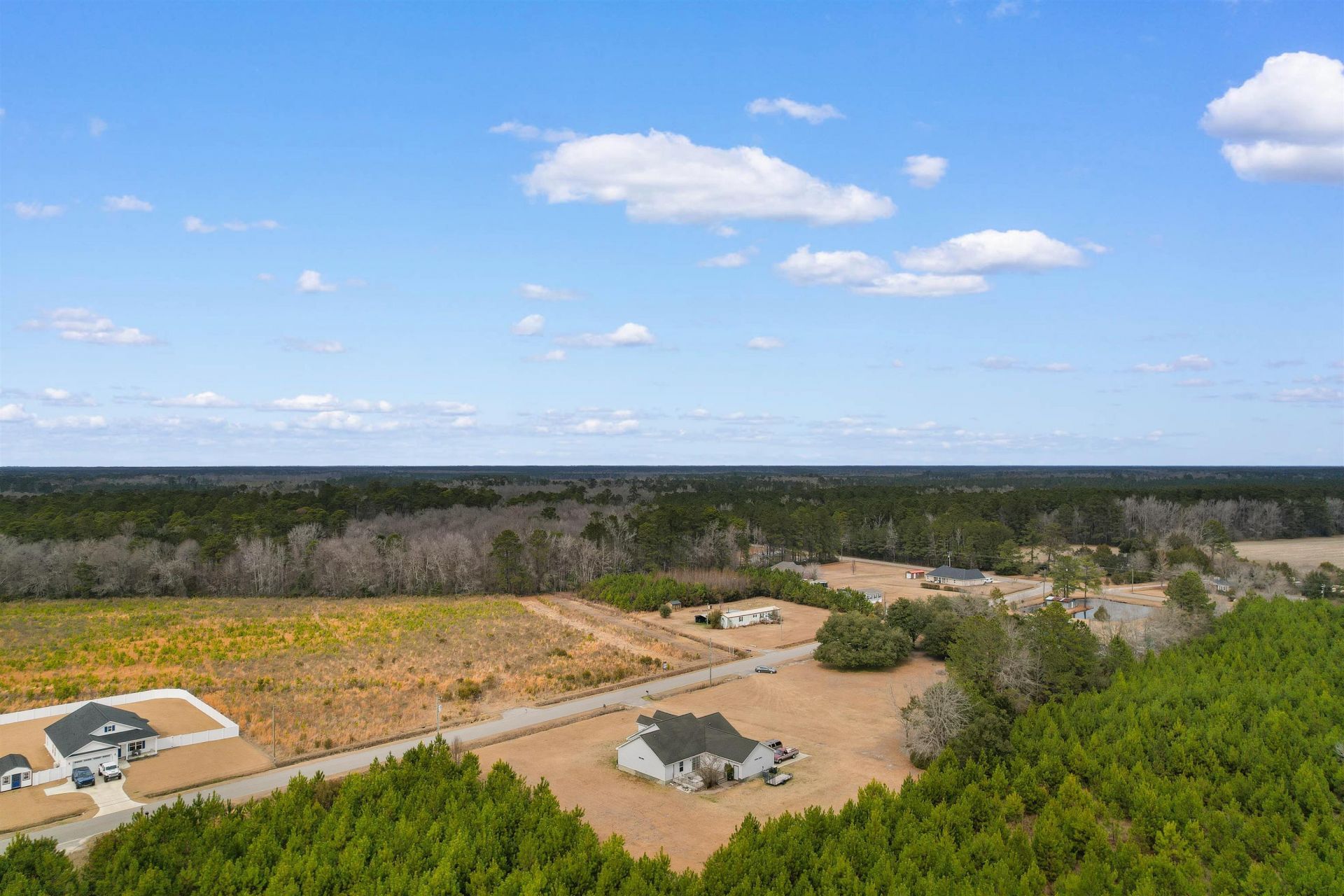 2537 Hugo Rd. Photo 40