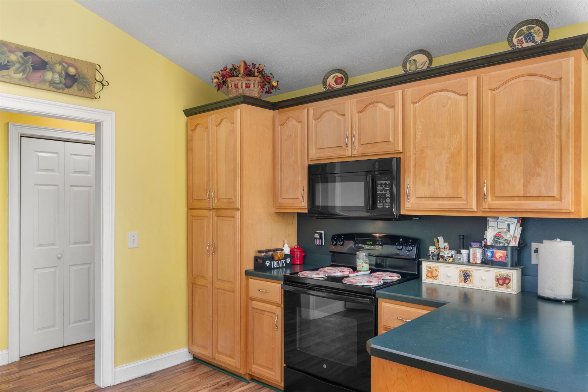 2537 Hugo Rd. Photo 8