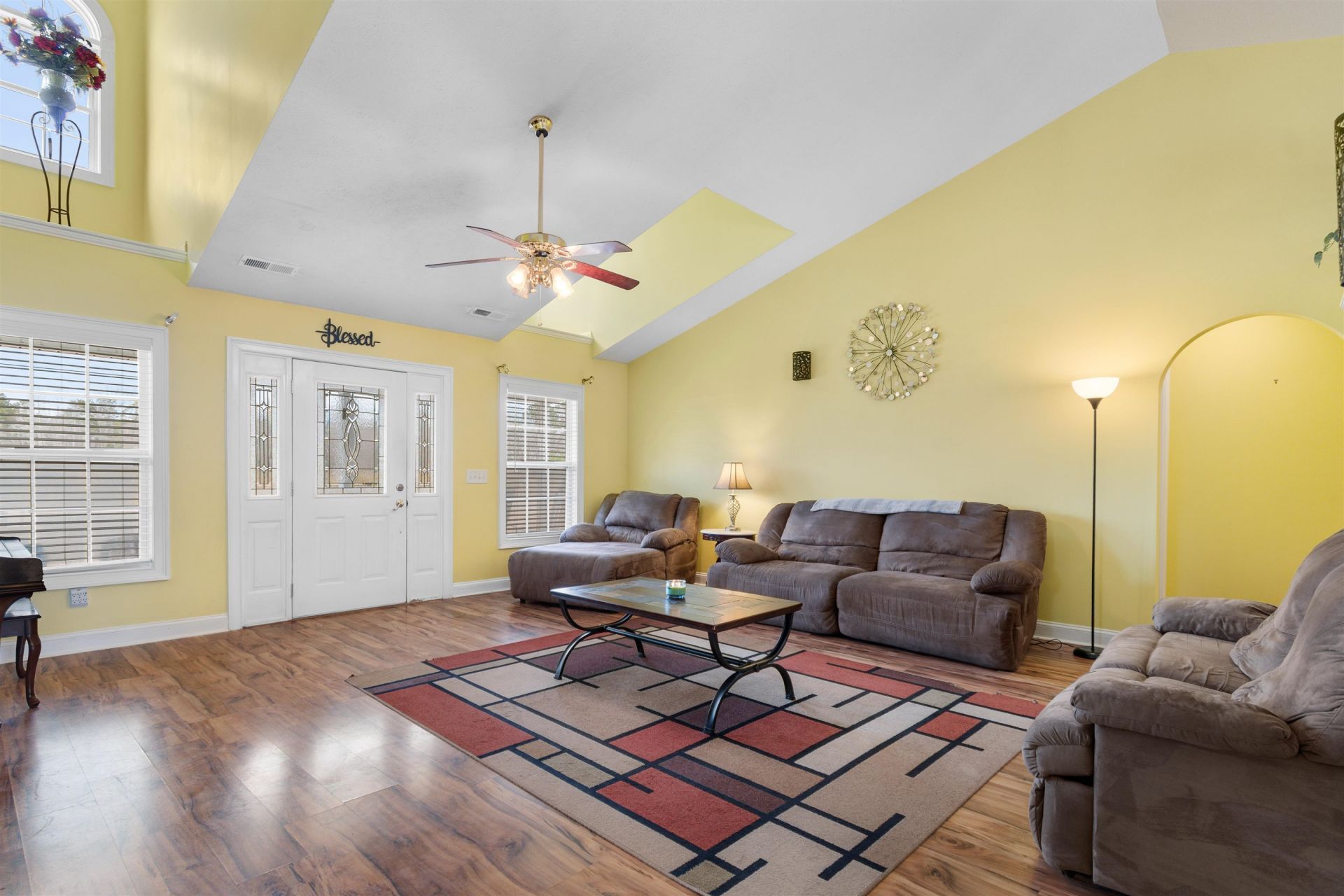 2537 Hugo Rd. Photo 9