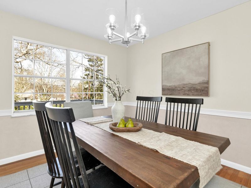 908 Clubview Boulevard N, Columbus, OH 43235 Photo 11