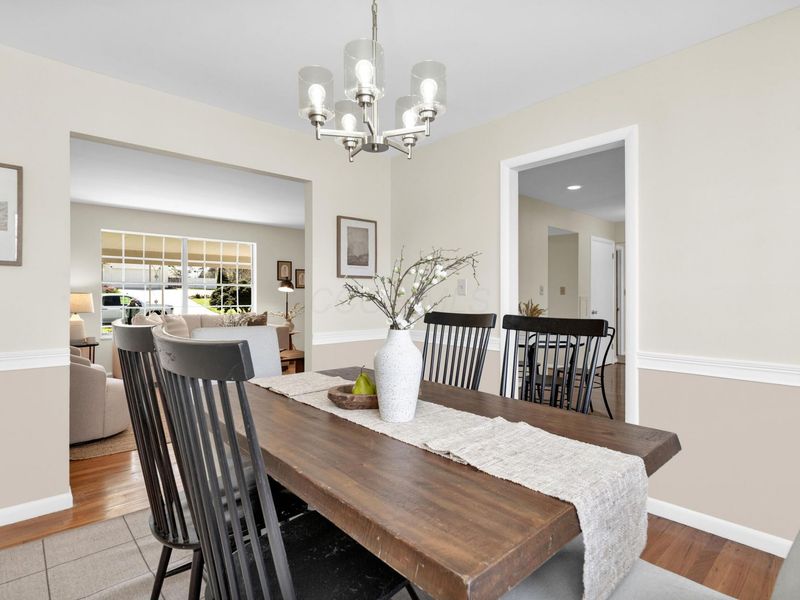 908 Clubview Boulevard N, Columbus, OH 43235 Photo 12