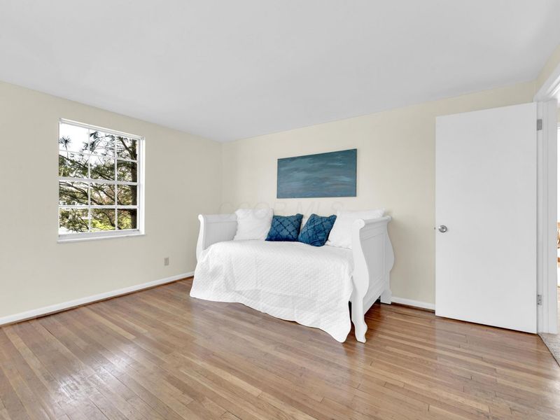 908 Clubview Boulevard N, Columbus, OH 43235 Photo 39