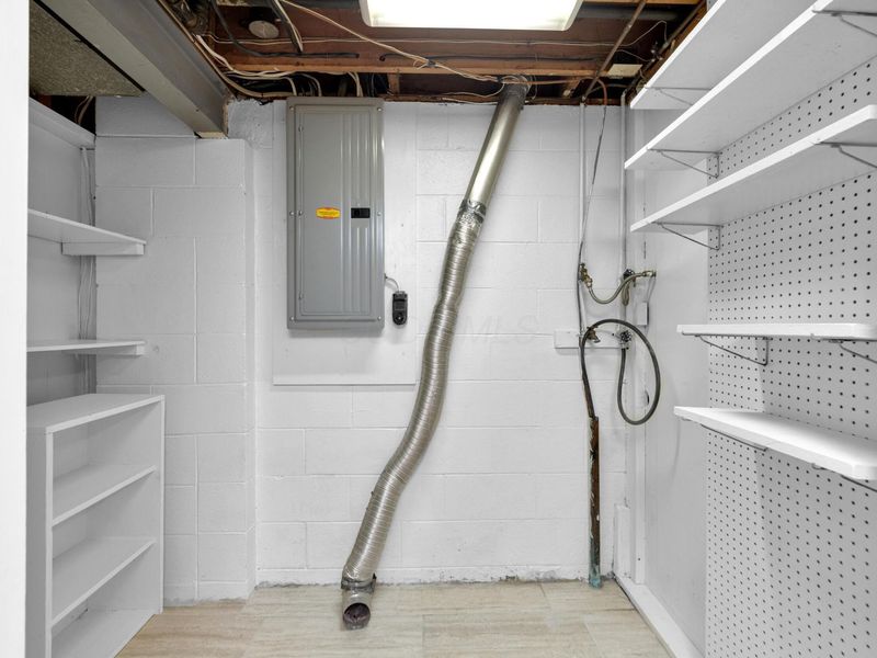 908 Clubview Boulevard N, Columbus, OH 43235 Photo 53