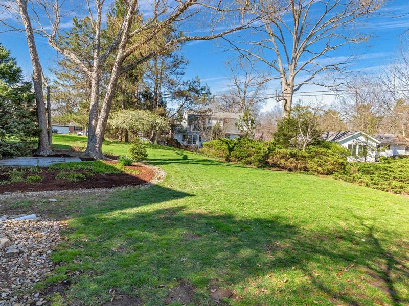 908 Clubview Boulevard N, Columbus, OH 43235 Photo 57