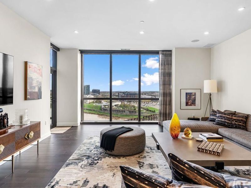 250 W Spring Street, Unit 1214, Columbus, OH 43215 Photo 3