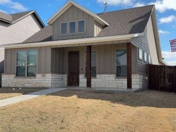 644 The Cottages Drive, Godley, TX 76044
