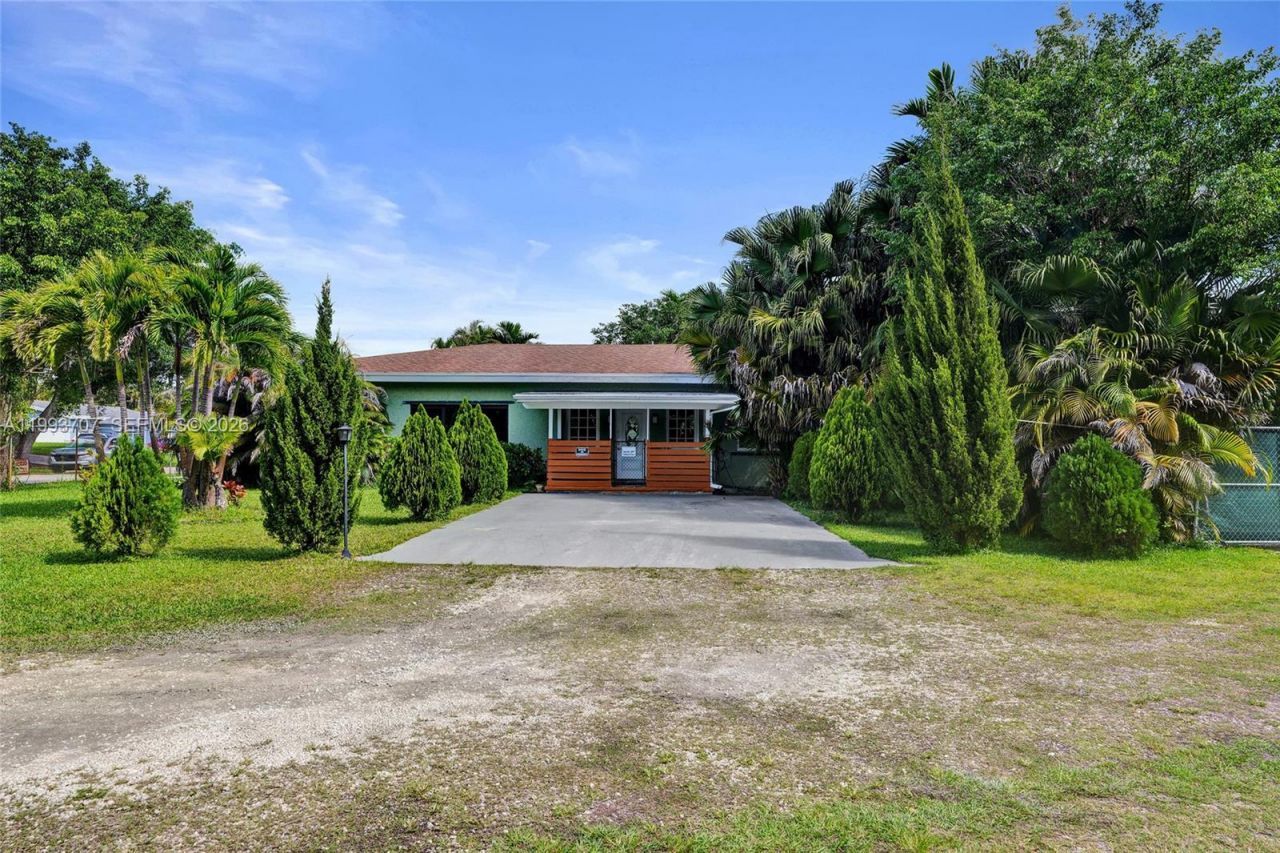 4790 SW 55th Ave, Davie, FL 33314 Photo