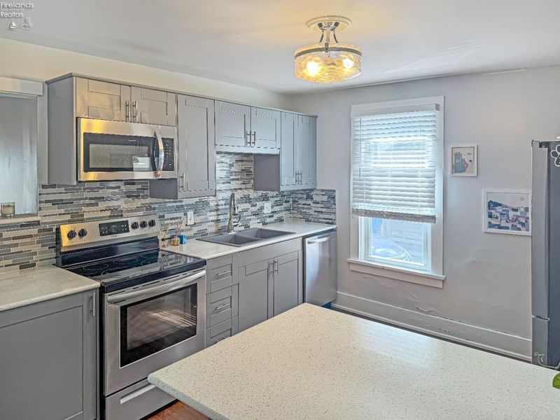 615 Neil Street, Sandusky, OH 44870 Photo 14