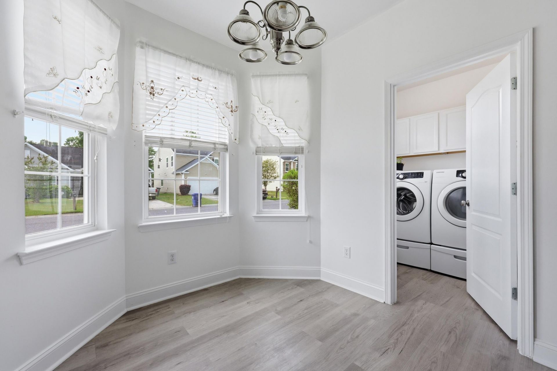 7786 Discovery Road Photo 10