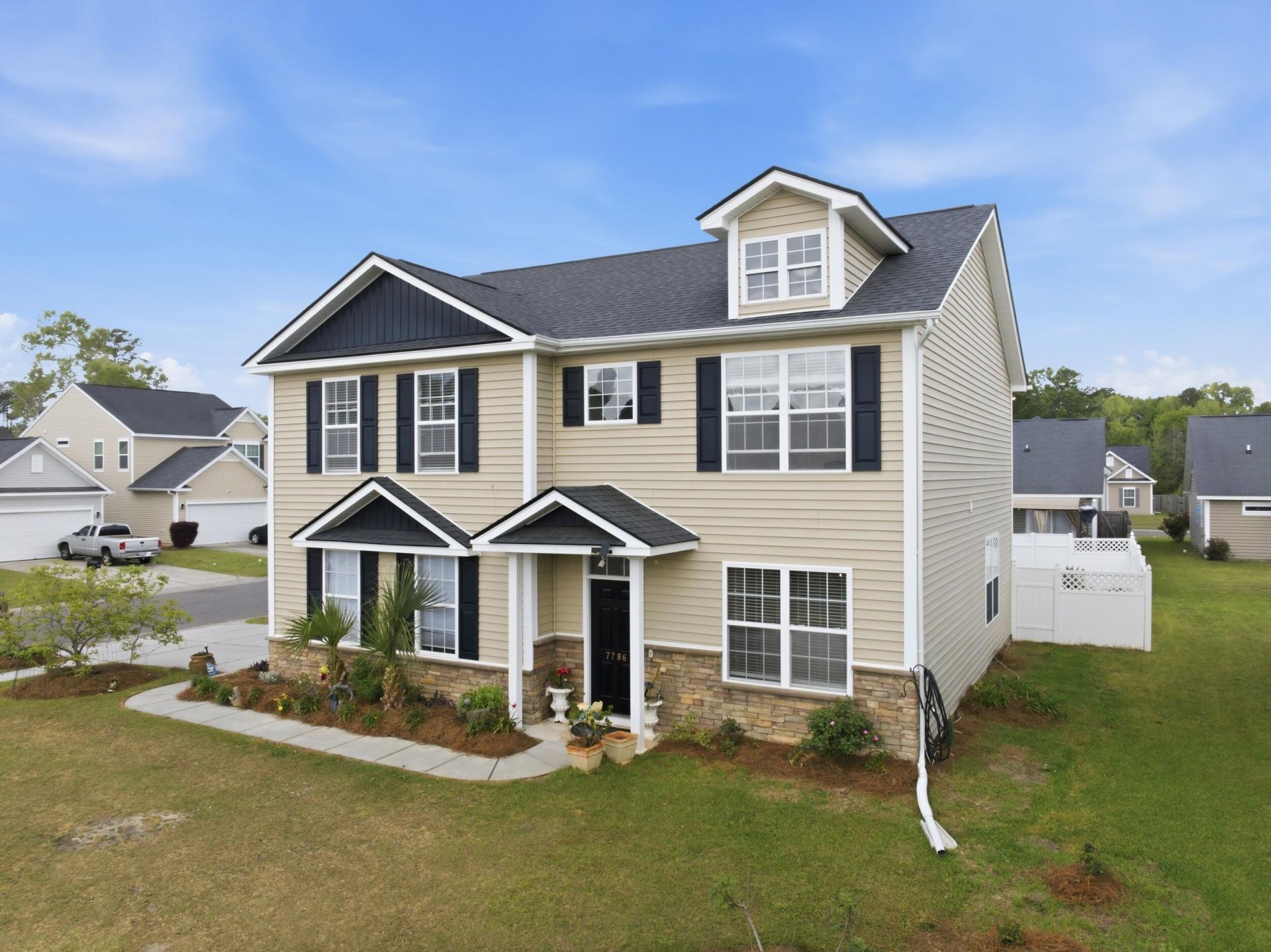 7786 Discovery Road Photo 34