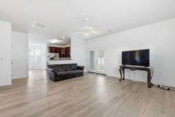 7786 Discovery Road photo 4