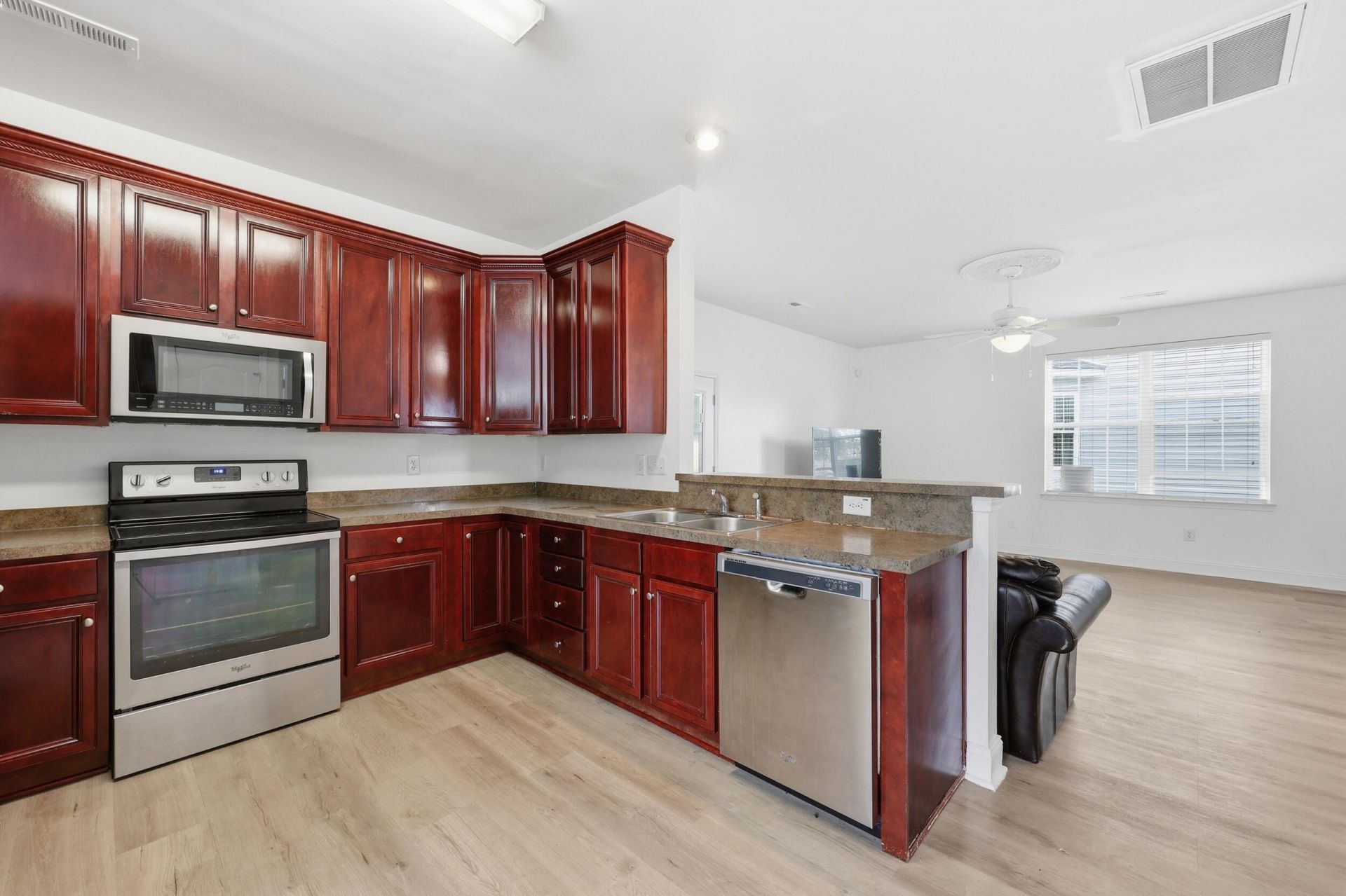 7786 Discovery Road Photo 7