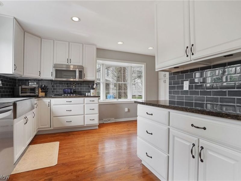 2270 Edgeview Drive , Hudson, OH 44236 Photo 15