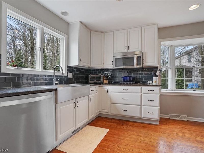 2270 Edgeview Drive , Hudson, OH 44236 Photo 16