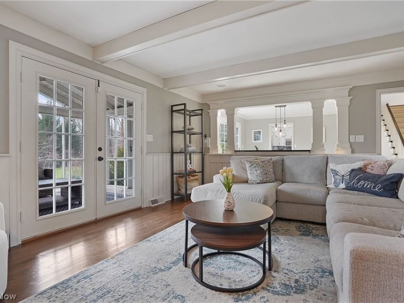 2270 Edgeview Drive , Hudson, OH 44236 Photo 8