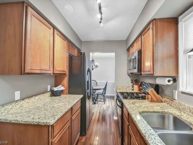 5782 Holland Drive , Hudson, OH 44236 Photo 10