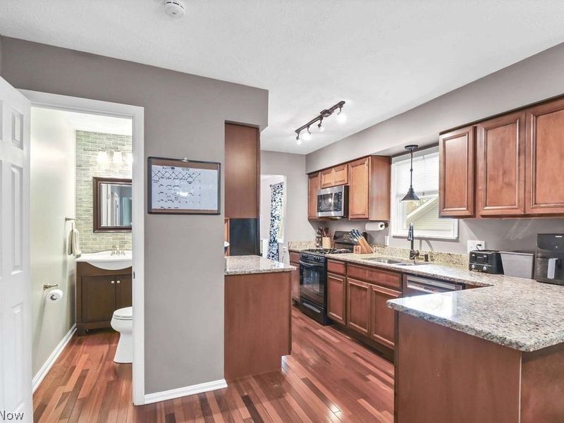 5782 Holland Drive , Hudson, OH 44236 Photo 13