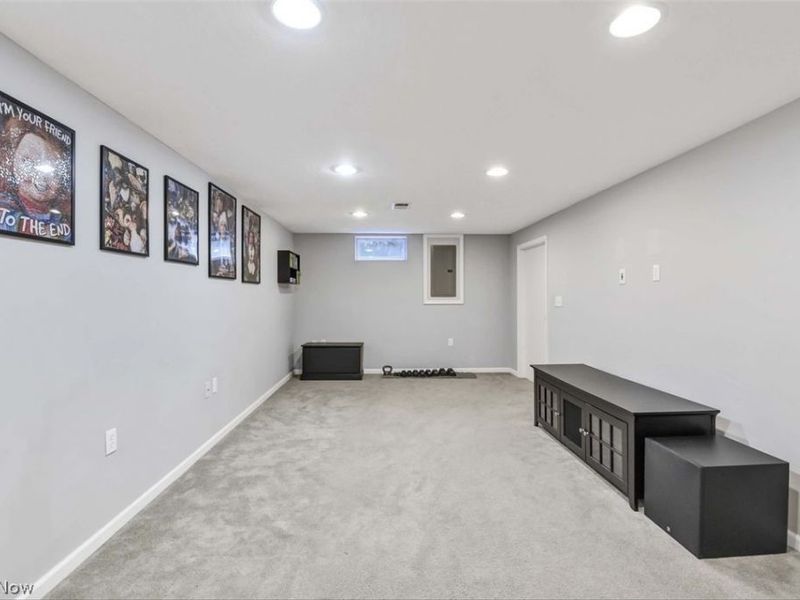 5782 Holland Drive , Hudson, OH 44236 Photo 27