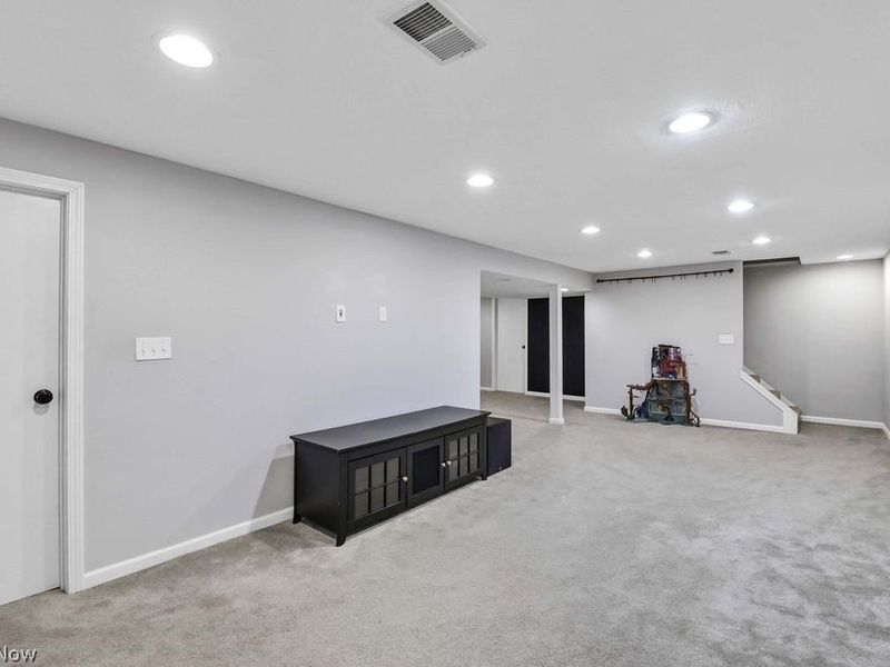 5782 Holland Drive , Hudson, OH 44236 Photo 28