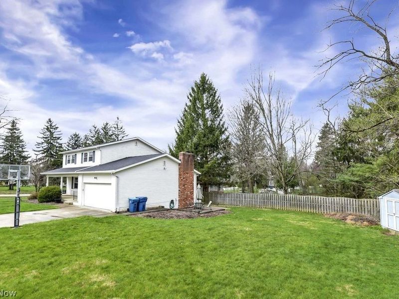 5782 Holland Drive , Hudson, OH 44236 Photo 3