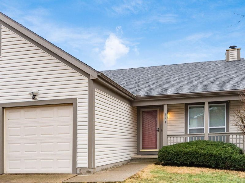 824 Crofton Place, Reynoldsburg, OH 43068 Photo 1
