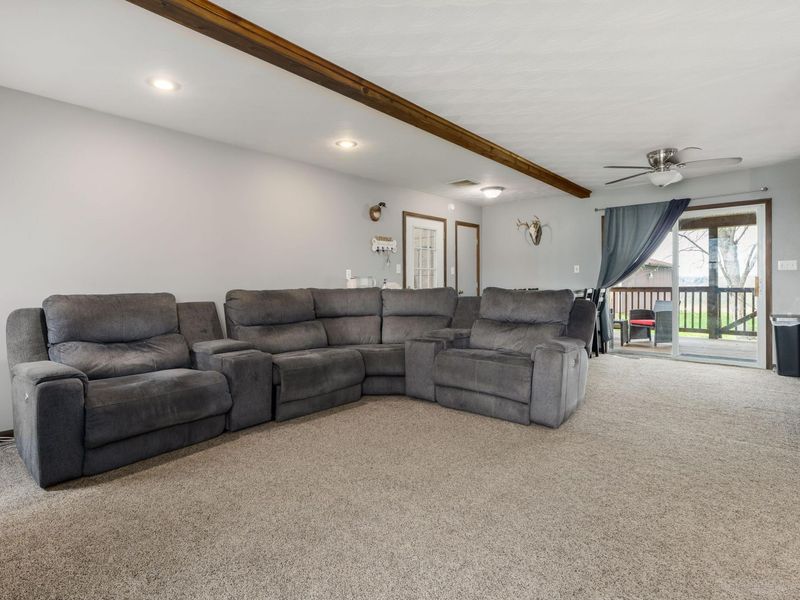 2545 Shaw Road , Zanesville, OH 43701 Photo 2