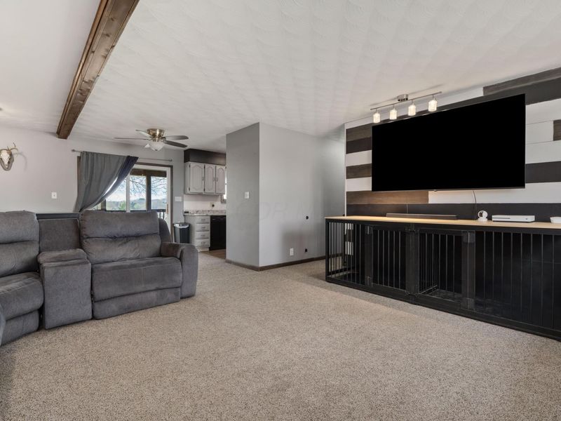 2545 Shaw Road , Zanesville, OH 43701 Photo 3