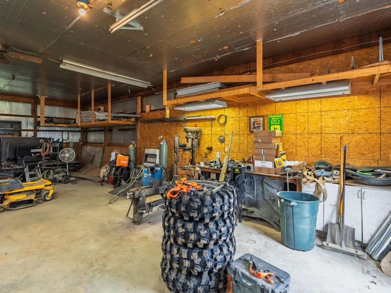 2545 Shaw Road , Zanesville, OH 43701 Photo 32