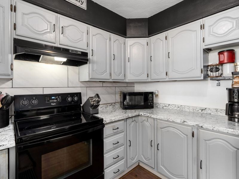 2545 Shaw Road , Zanesville, OH 43701 Photo 8