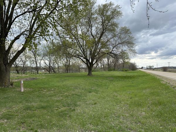 16889/16843 COUNTY ROAD G40, Columbus Junction, IA 52738