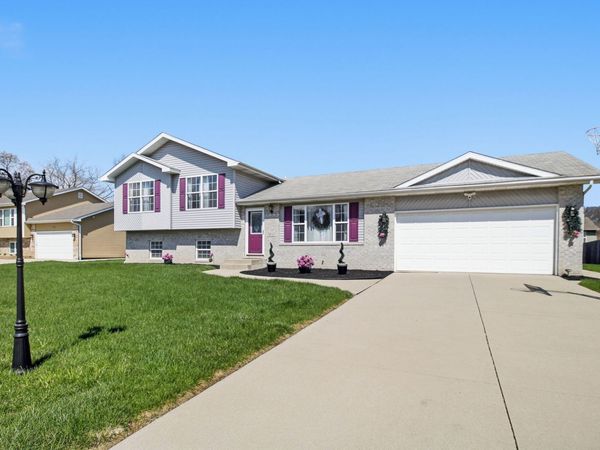 7410 Longcommon Road , Portage, IN 46368