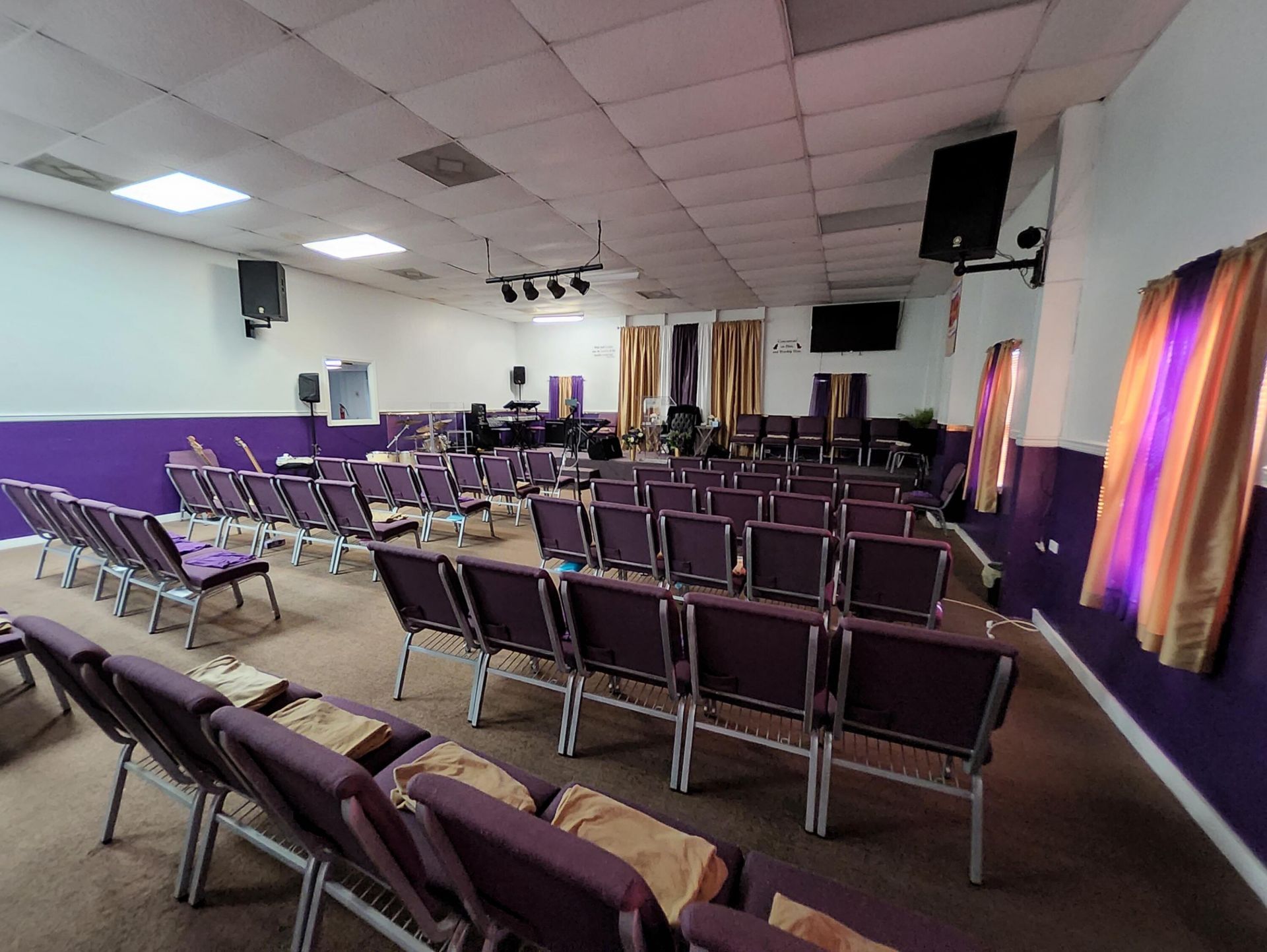 469 N Brooks Street Photo 15