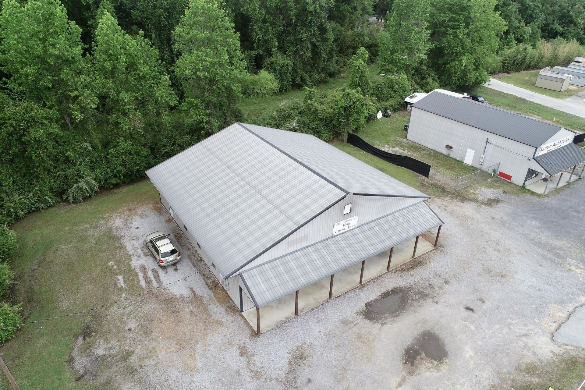 469 N Brooks Street Photo 17