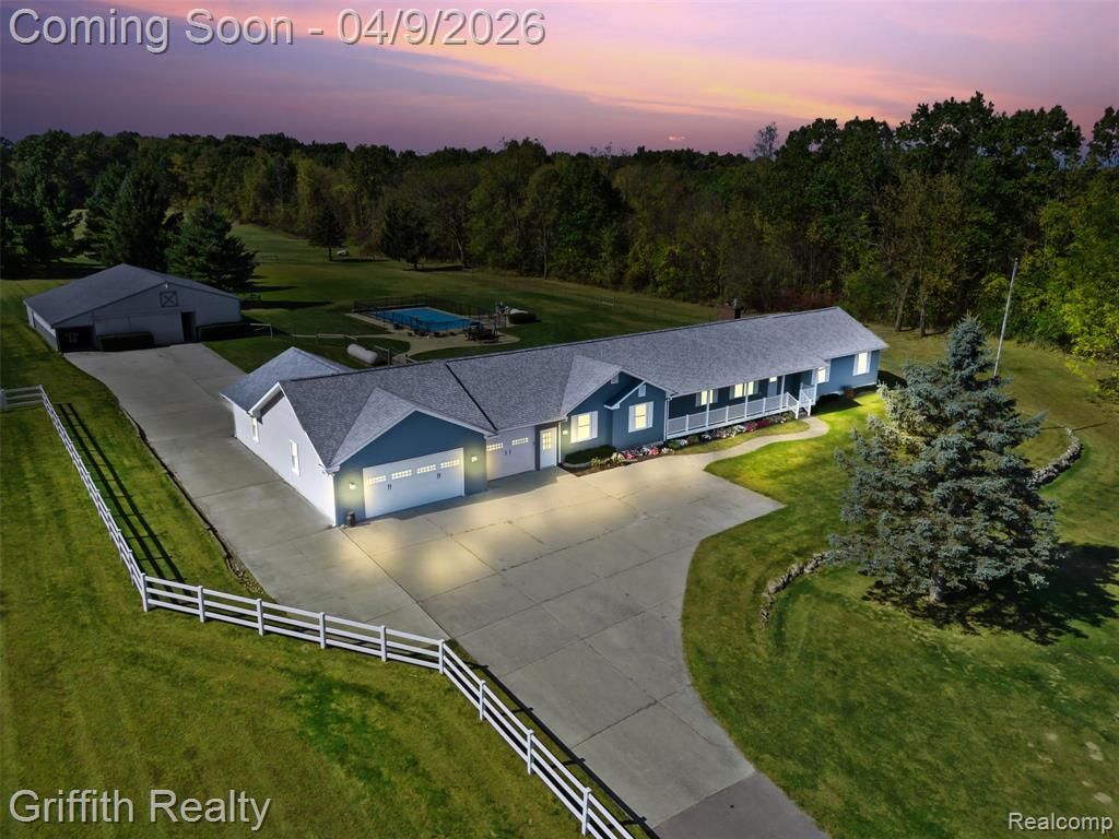 6005 Carscadden Way Highland Township, MI 