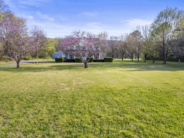 8266 Sewanee Hwy , Cowan, TN 37318