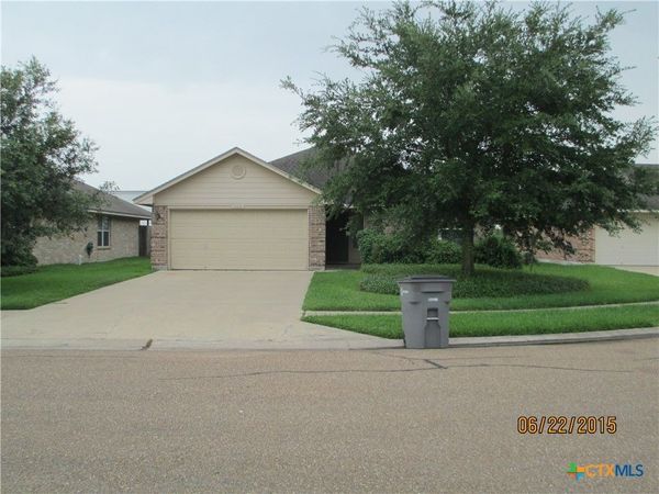 110 Jocelyn Circle , Victoria, TX 77901