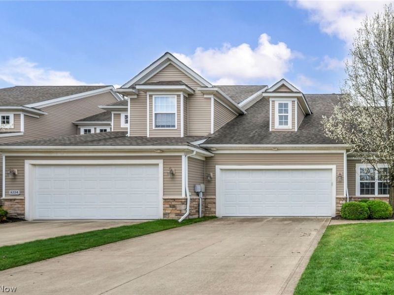 8330 Beaumont Drive , Mentor, OH 44060 Photo 1