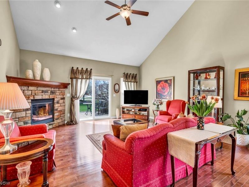 8330 Beaumont Drive , Mentor, OH 44060 Photo 11