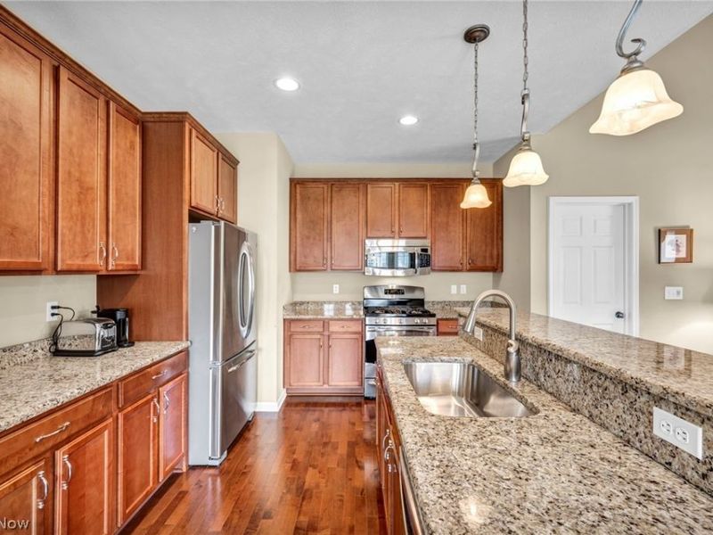 8330 Beaumont Drive , Mentor, OH 44060 Photo 17