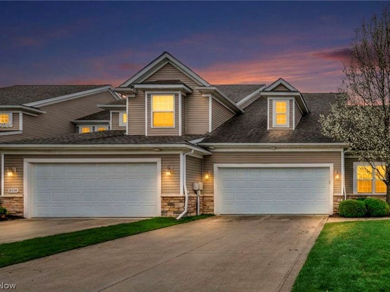 8330 Beaumont Drive , Mentor, OH 44060 Photo 2