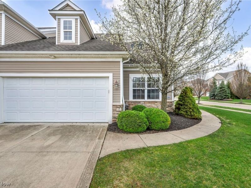 8330 Beaumont Drive , Mentor, OH 44060 Photo 4