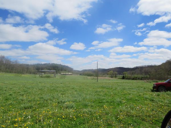 2076 East US 60, Grayson, KY 41143