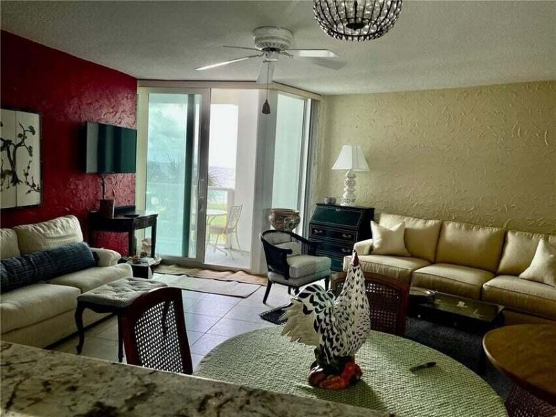 333 NE 21st Avenue, Unit 604, Deerfield Beach, FL 33441 Photo