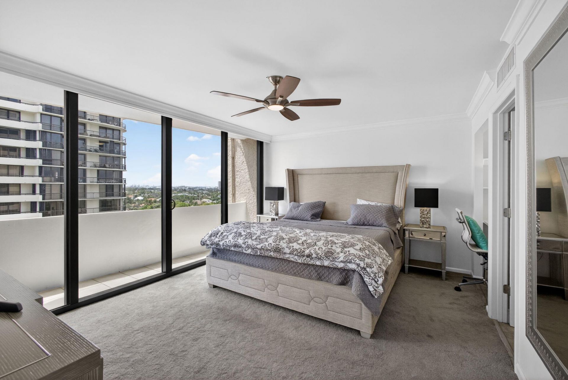 4200 N Ocean Drive, Unit 2-803, Riviera Beach, FL 33404 Photo