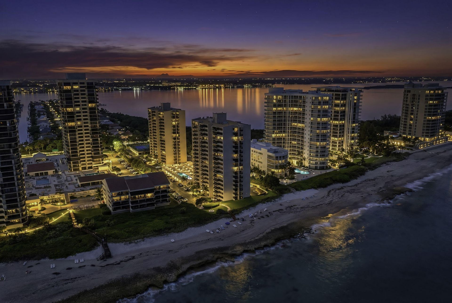 4200 N Ocean Drive, Unit 2-803, Riviera Beach, FL 33404 Photo