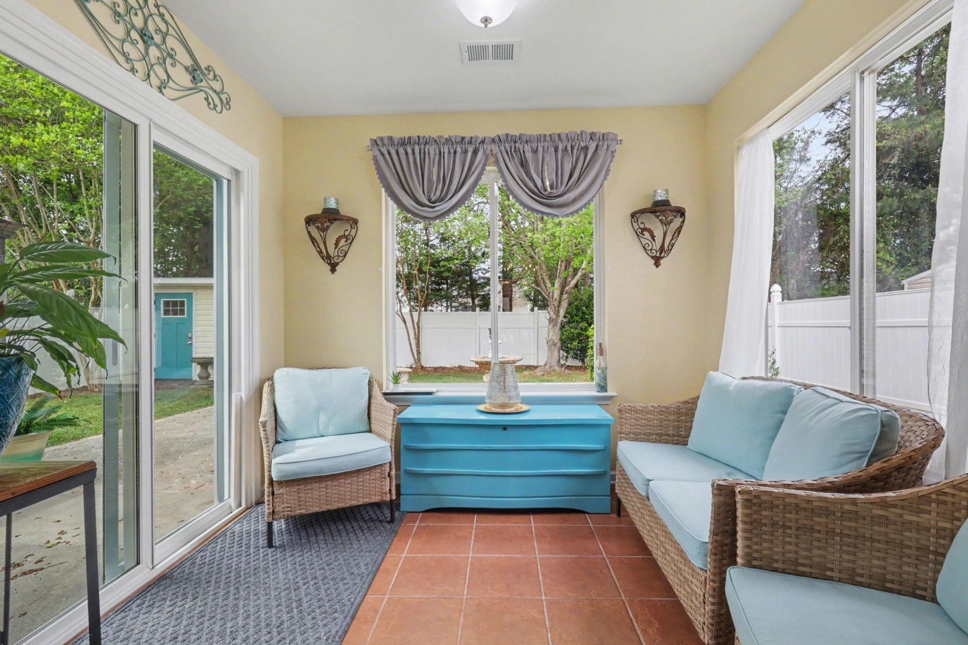 166 Junco Circle Photo 12