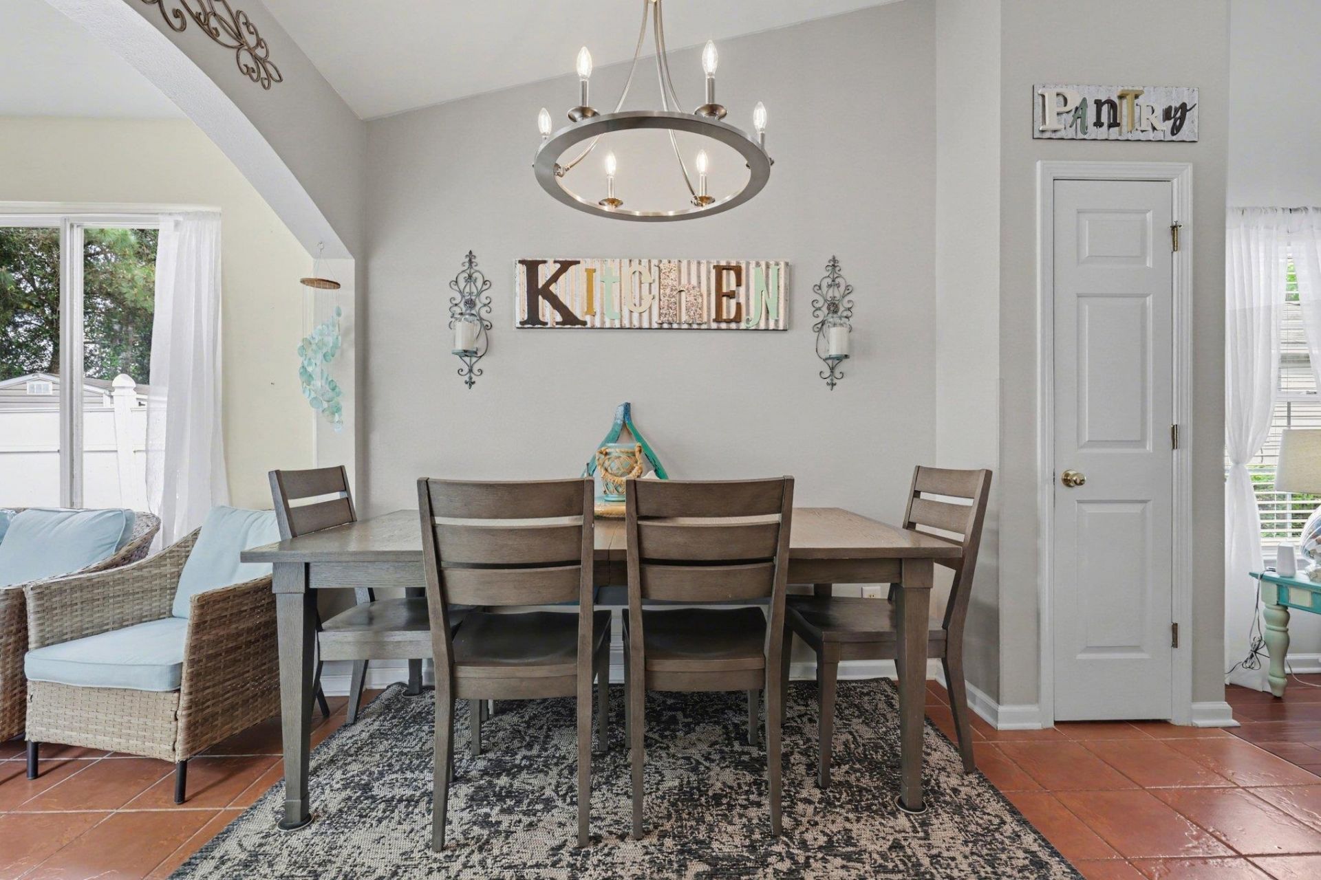 166 Junco Circle Photo 9