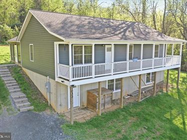 1033 MOUNTAIN HEIGHTS ROAD, FRONT ROYAL, VA 22630